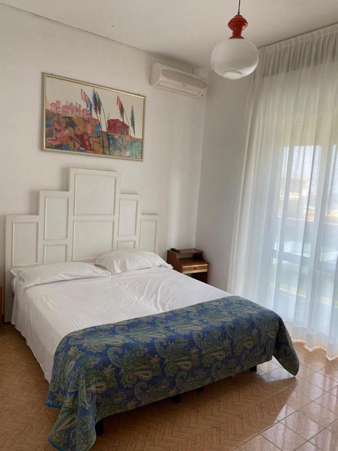 לידו די ג'סולו Hotel Laguna מראה חיצוני תמונה