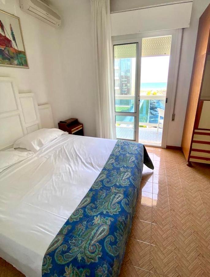 לידו די ג'סולו Hotel Laguna מראה חיצוני תמונה