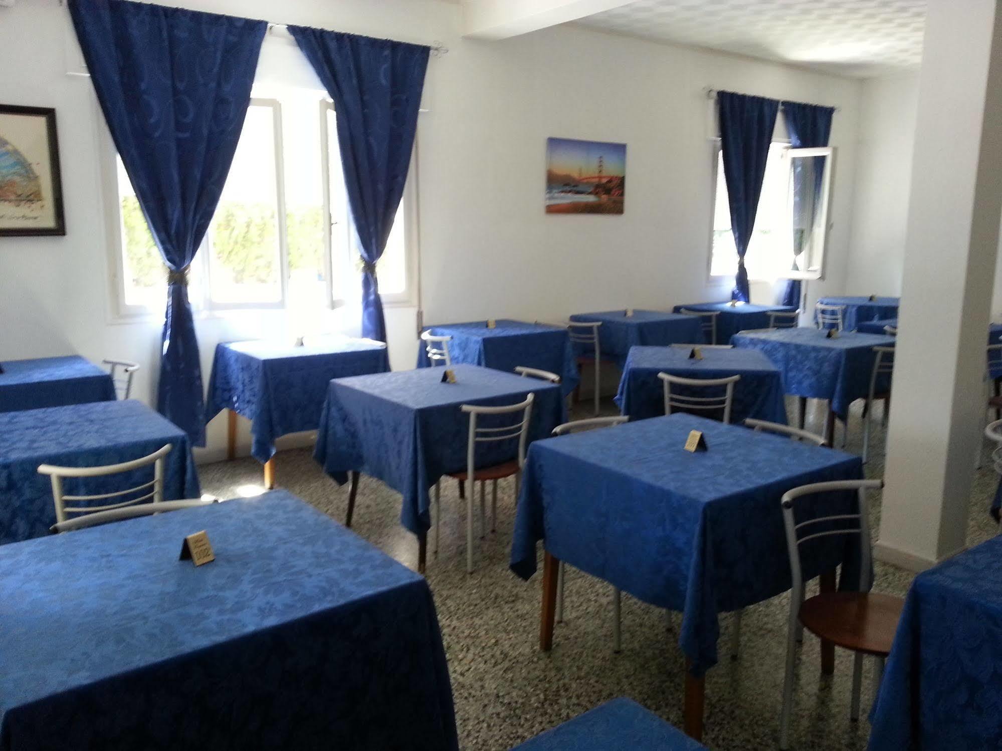לידו די ג'סולו Hotel Laguna מראה חיצוני תמונה