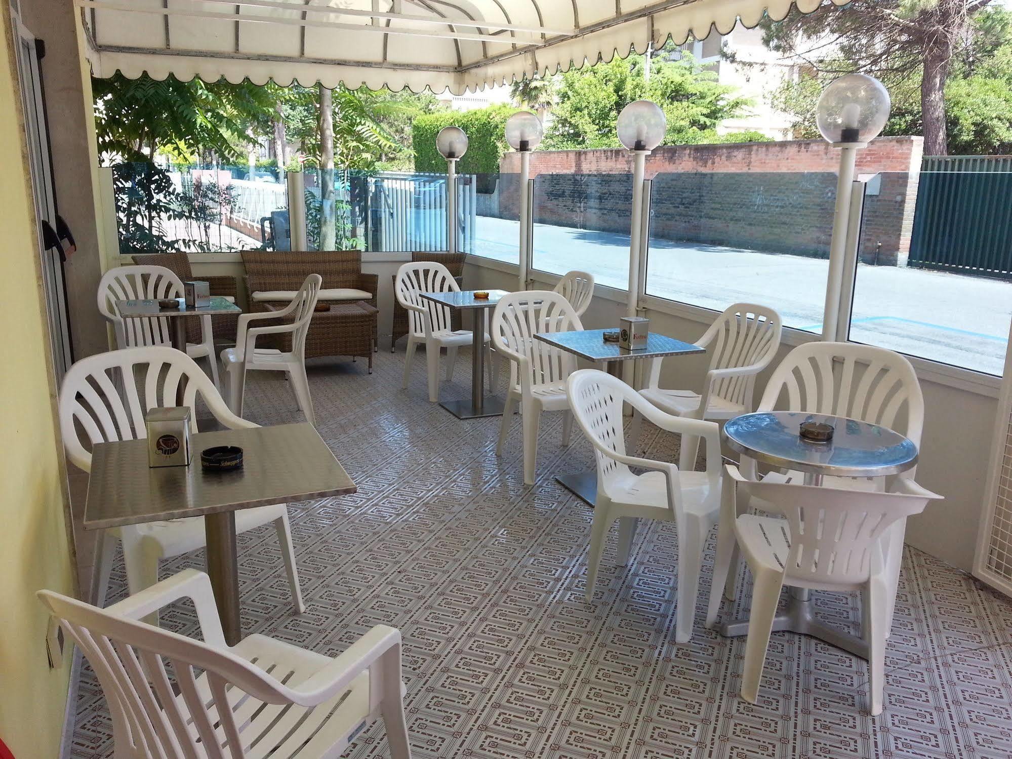לידו די ג'סולו Hotel Laguna מראה חיצוני תמונה