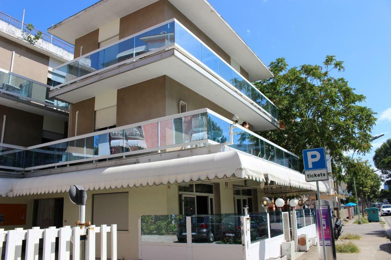 לידו די ג'סולו Hotel Laguna מראה חיצוני תמונה